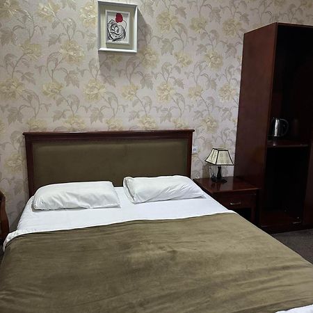Margo Palace Hotel Tbilisi Buitenkant foto